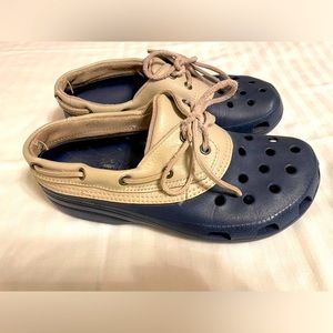 RARE! Croc Islander Size 8 (Men), Size 10 (Women) RARE FIND!!